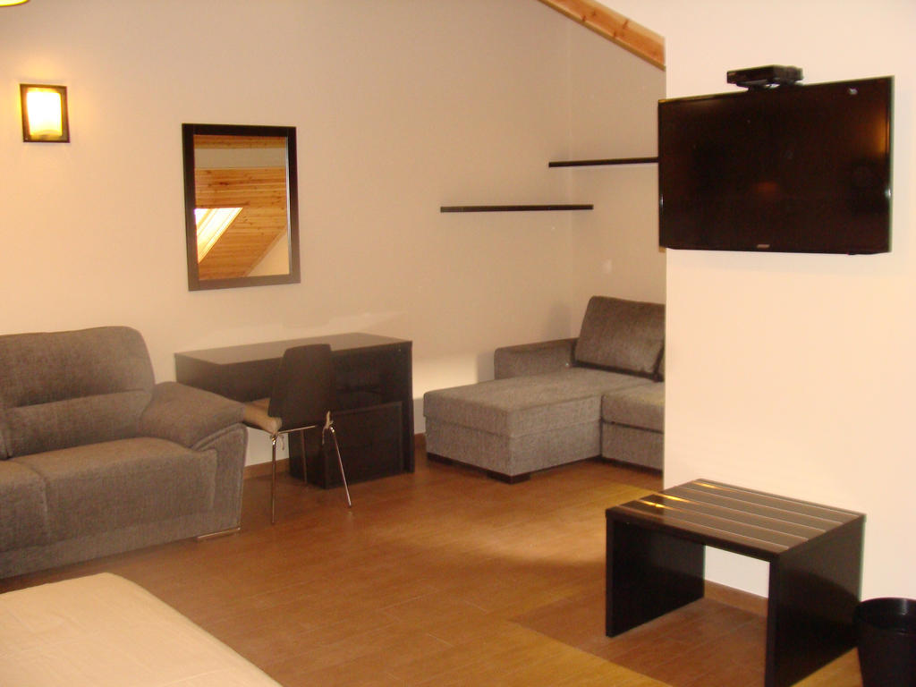 Apartamentos Kosmos Horta  Værelse billede