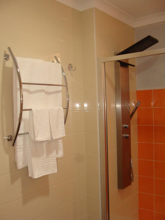 Apartamentos Kosmos Horta  Værelse billede