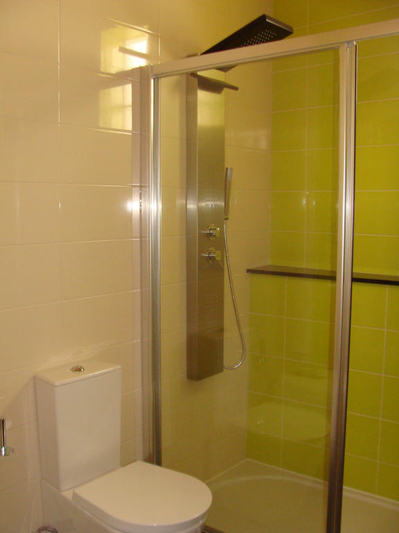 Apartamentos Kosmos Horta  Værelse billede