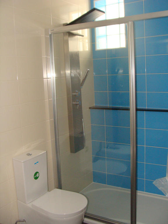 Apartamentos Kosmos Horta  Værelse billede